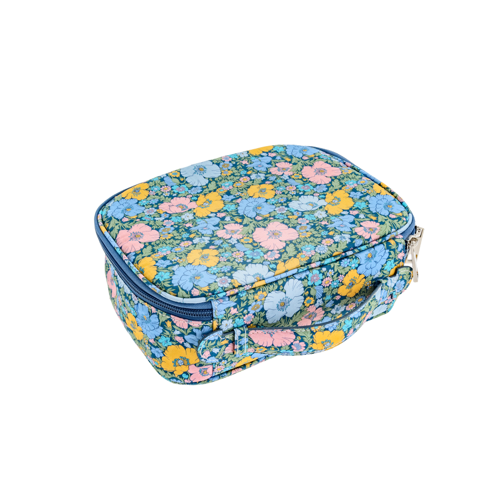 
                  
                    Image of Soft beauty bag mw Liberty Meadow song blue from Bon Dep Essentials
                  
                